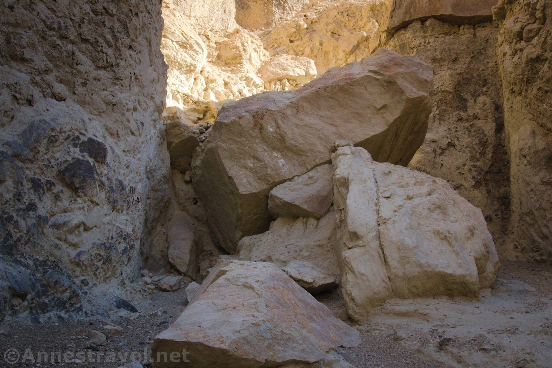 The beginning the sketchy drfyall in 20 Mule Team Canyon, Death Valley National Park, California