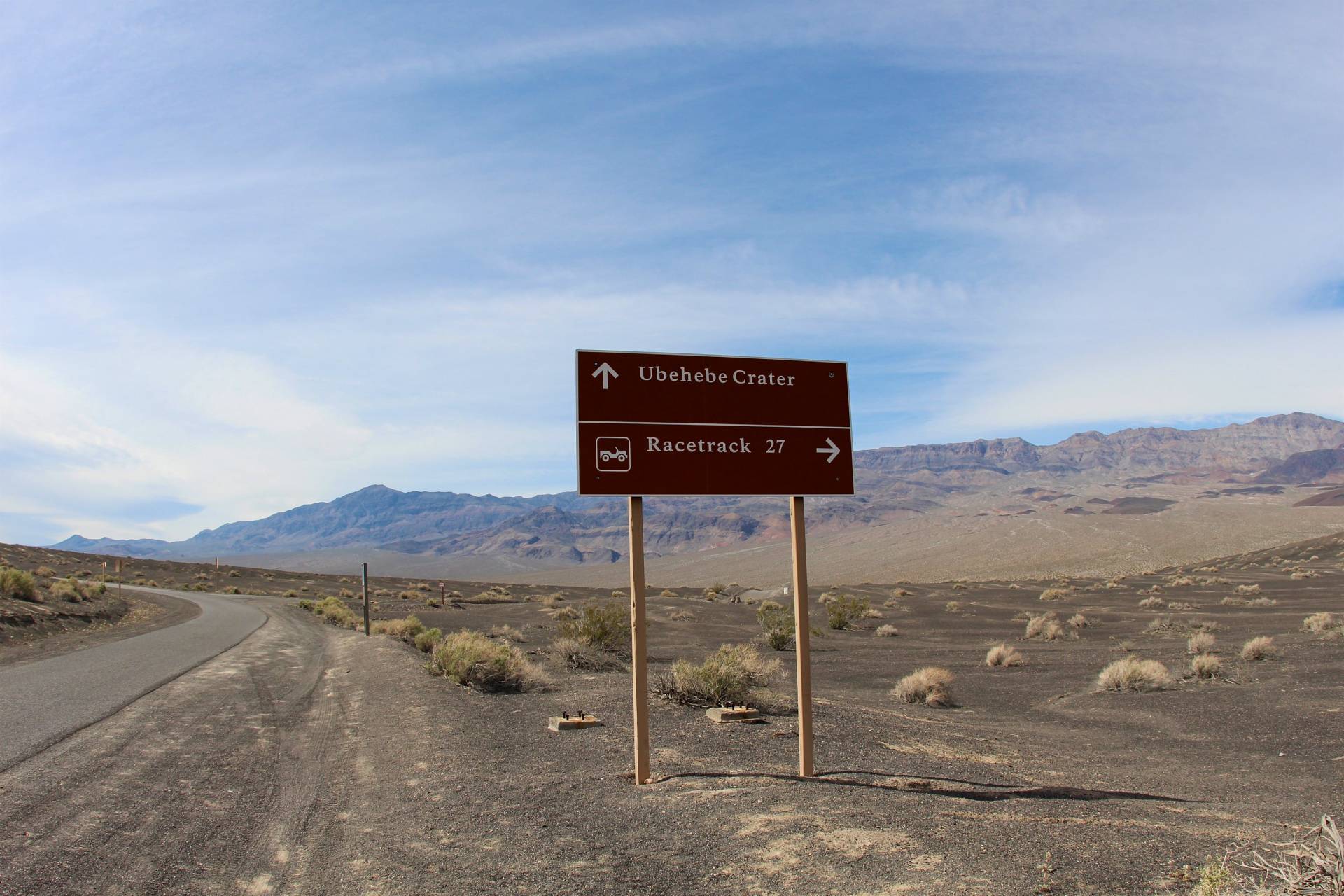Sign at the beginning of the Racetrack Road, Death Valley National Park, California