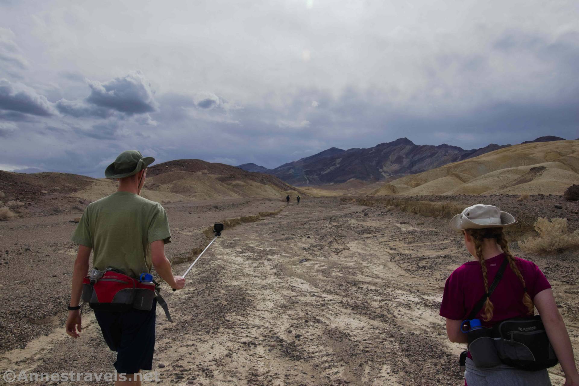 Hiking up Corkscrew Canyon, Death Valley National Park, California